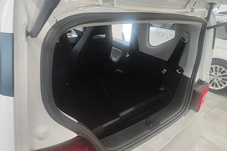 Used Wuling Hongguang MINIEV 2022 Easy Version Lithium Iron Phosphate Trunk