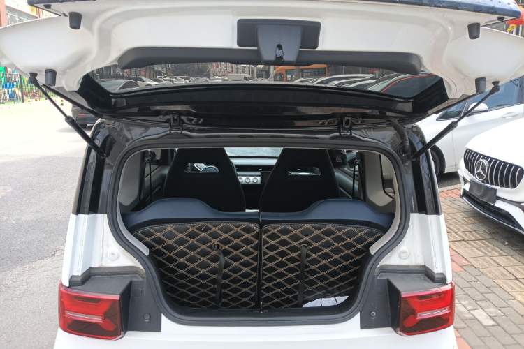 Used Wuling Hongguang MINIEV 2022 GAMEBOY 300km Enthusiast Model with Lithium Iron Phosphate Trunk