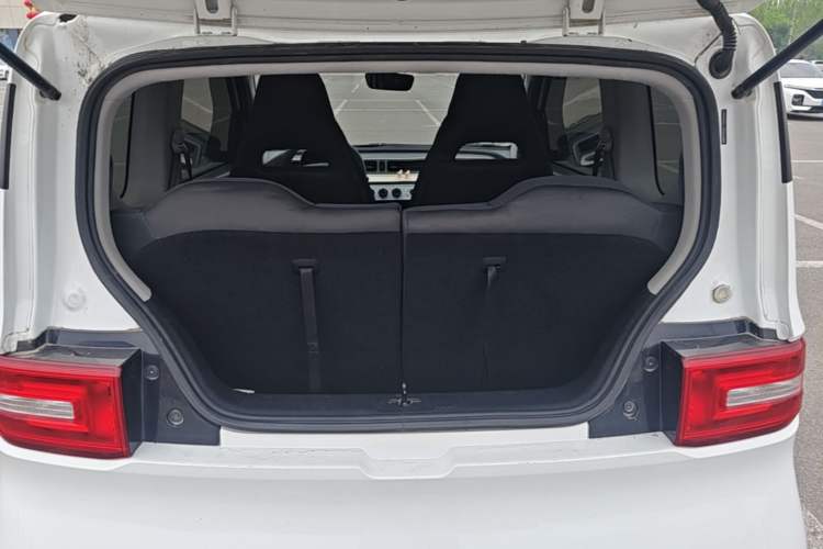 Used Wuling Hongguang MINIEV 2022 Easy Version Lithium Iron Phosphate Trunk