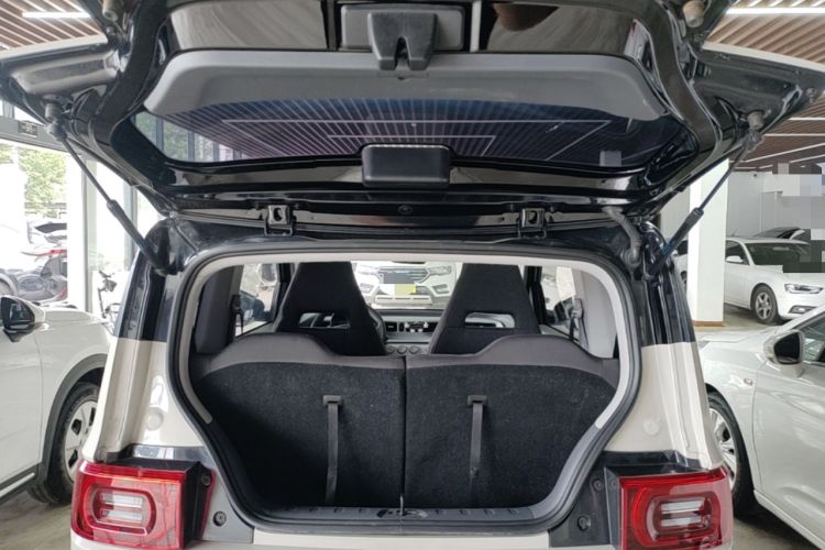 Used Wuling Hongguang MINIEV 2022 Macaron Fashion Model Lithium Iron Phosphate Trunk