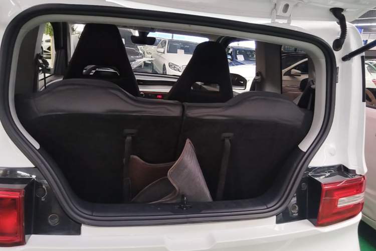 Used Wuling Hongguang MINIEV 2022 Easy Version Lithium Iron Phosphate Trunk