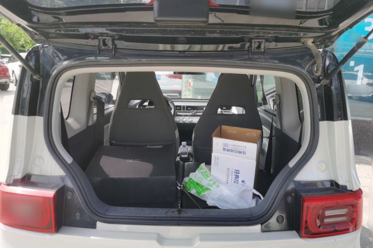 Used Wuling Hongguang MINIEV 2022 Macaron Fashion Edition Lithium-Nickel-Cobalt-Alpha-oxide Trunk