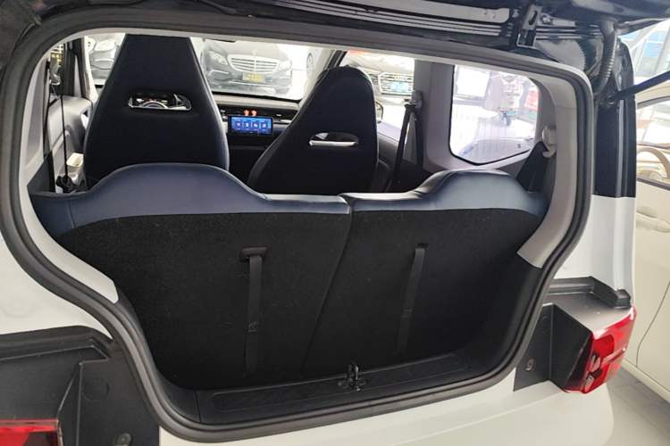 Used Wuling Hongguang MINIEV 2022 GAMEBOY 200km Gaming Edition with Lithium Iron Phosphate Trunk