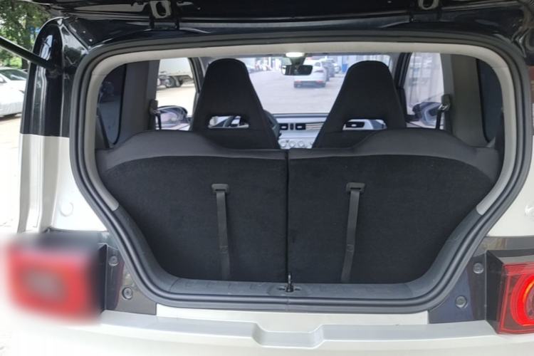 Used Wuling Hongguang MINIEV 2022 Macaron Premium Model – Lithium Iron Phosphate Trunk