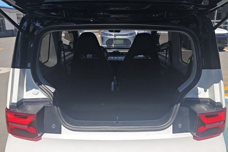 Used Wuling Hongguang MINIEV 2022 GAMEBOY 300km Enthusiast Model with Lithium Iron Phosphate Trunk
