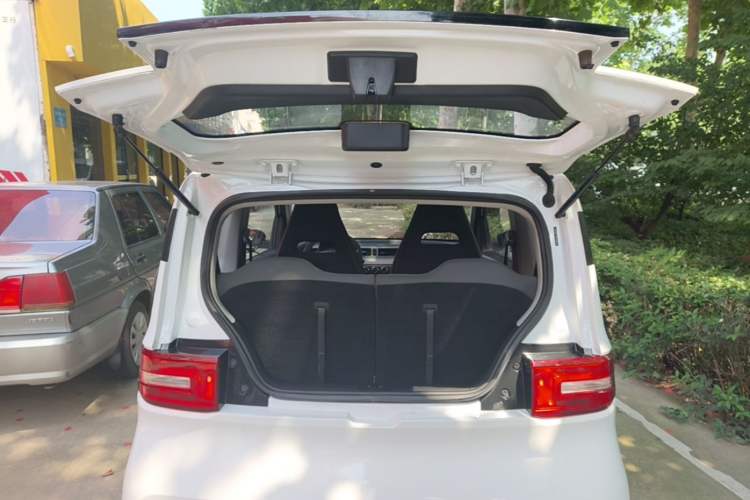 Used Wuling Hongguang MINIEV 2022 Easy Version Lithium Iron Phosphate Trunk