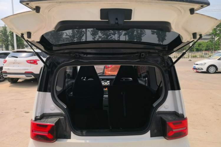 Used Wuling Hongguang MINIEV 2022 GAMEBOY 200km Gaming Edition with Lithium Iron Phosphate Trunk