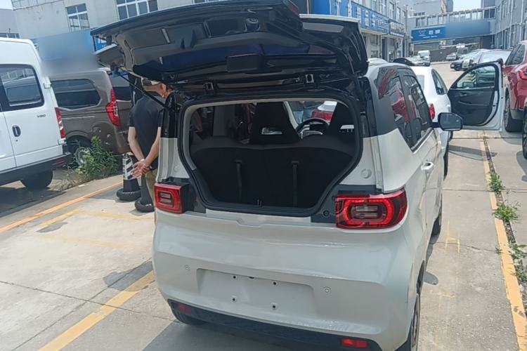 Used Wuling Hongguang MINIEV 2022 Macaron Premium Model – Lithium Iron Phosphate Trunk