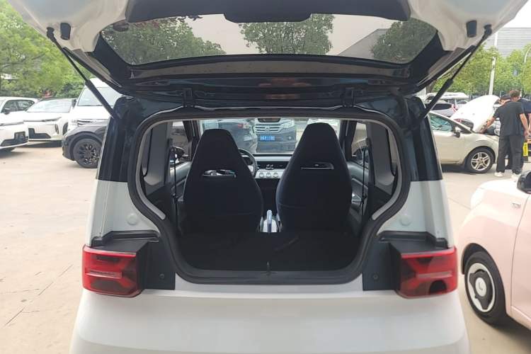 Used Wuling Hongguang MINIEV 2022 GAMEBOY 200km Gaming Edition with Lithium Iron Phosphate Trunk