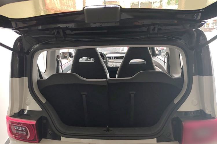 Used Wuling Hongguang MINIEV 2022 Macaron Premium Model – Lithium Iron Phosphate Trunk