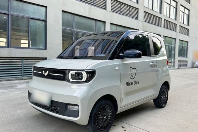 Used Wuling Hongguang MINIEV 2022 Macaron Premium Model – Lithium Iron Phosphate