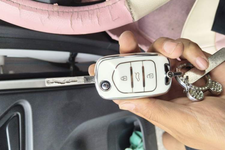 Used Wuling Hongguang MINIEV 2022 Easy Version Lithium-NMC Vehicle Key