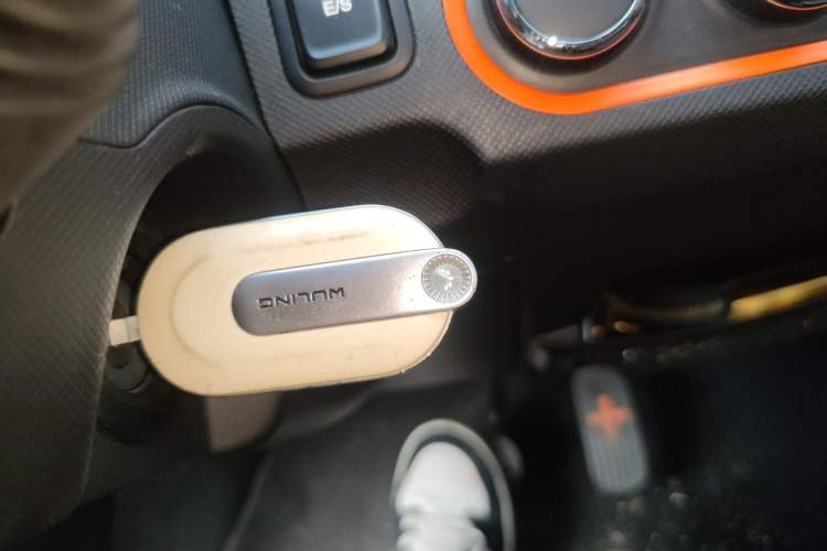 Used Wuling Hongguang MINIEV 2022 Zizai Version Lithium Iron Phosphate Vehicle Key