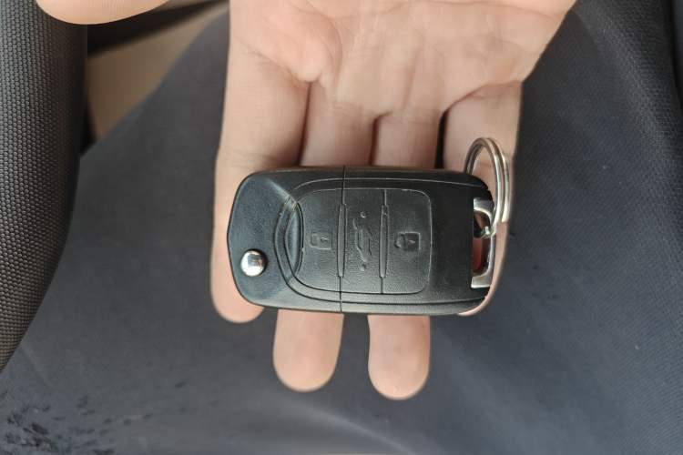 Used Wuling Hongguang MINIEV 2022 Easy Version Lithium Iron Phosphate Vehicle Key
