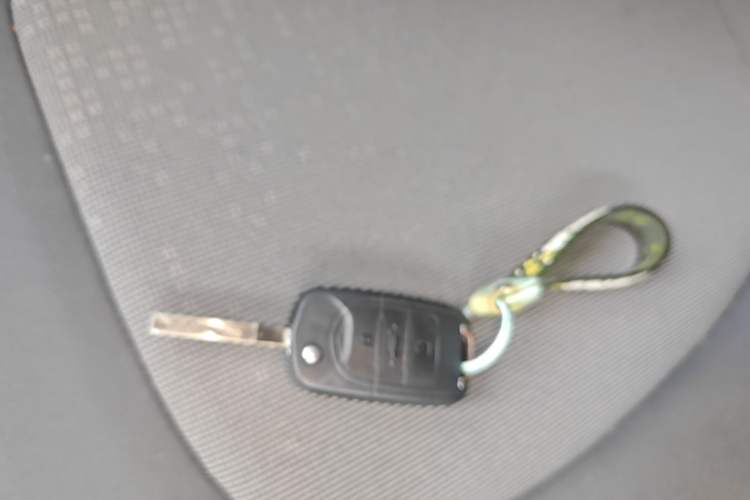 Used Wuling Hongguang MINIEV 2022 Easy Version Lithium Iron Phosphate Vehicle Key