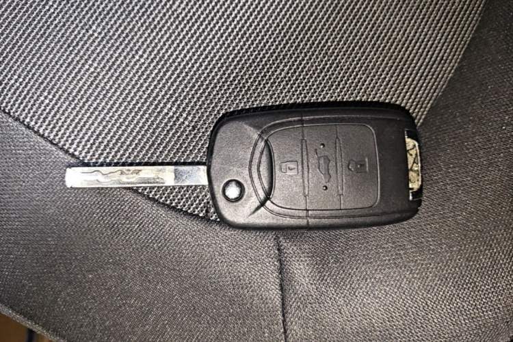 Used Wuling Hongguang MINIEV 2022 Easy Version Lithium Iron Phosphate Vehicle Key