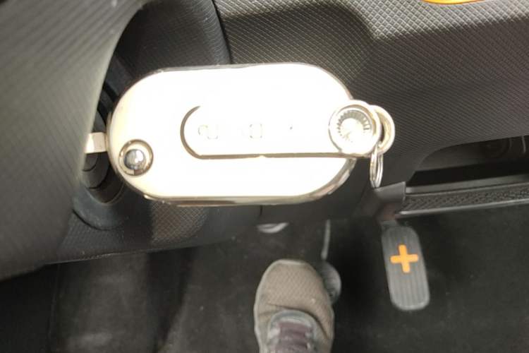 Used Wuling Hongguang MINIEV 2022 Zizai Version Lithium Iron Phosphate Vehicle Key