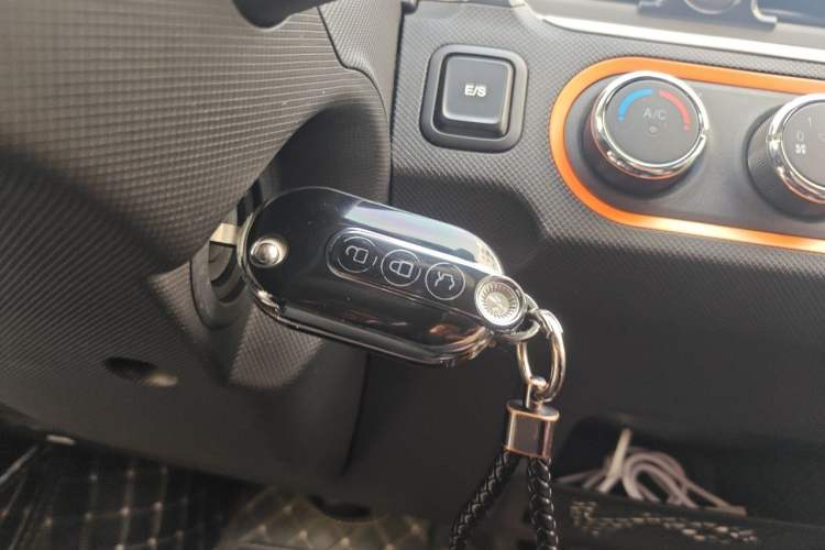 Used Wuling Hongguang MINIEV 2022 Zizai Version Lithium Iron Phosphate Vehicle Key