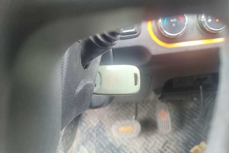 Used Wuling Hongguang MINIEV 2022 Zizai Version Lithium Iron Phosphate Vehicle Key