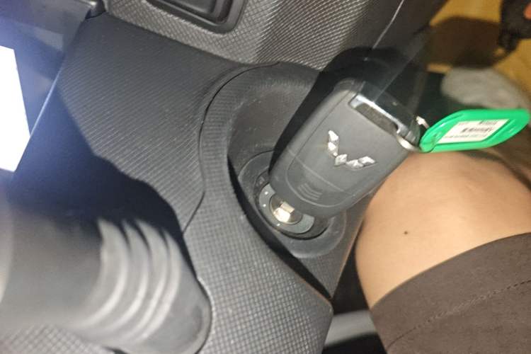 Used Wuling Hongguang MINIEV 2022 Easy Version Lithium-NMC Vehicle Key