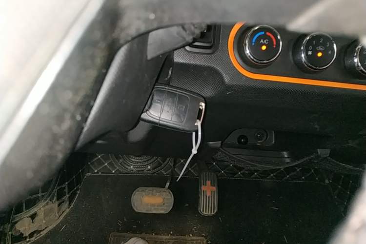 Used Wuling Hongguang MINIEV 2022 Zizai Version Lithium Iron Phosphate Vehicle Key