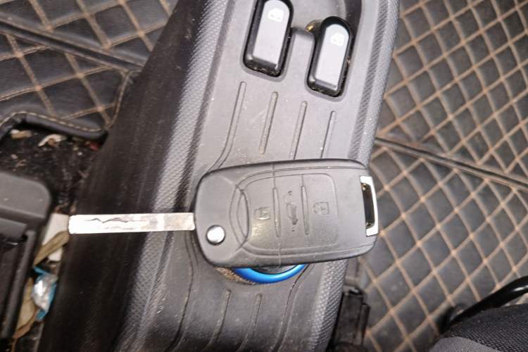 Used Wuling Hongguang MINIEV 2022 Easy Version Lithium Iron Phosphate Vehicle Key