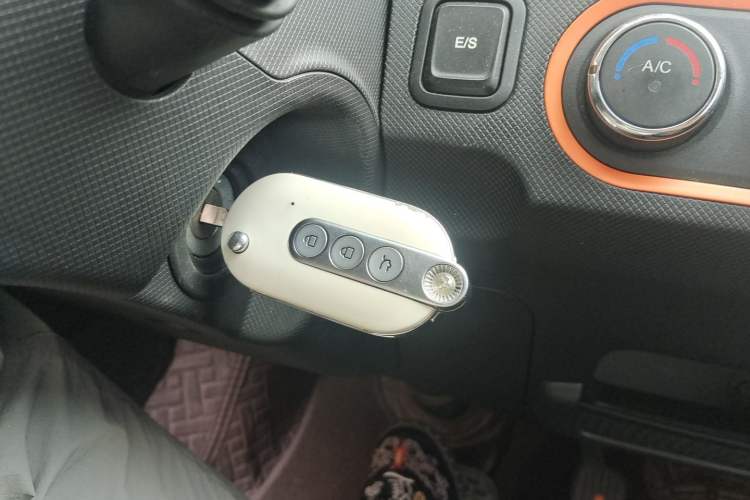 Used Wuling Hongguang MINIEV 2022 Enjoy Edition Lithium-Ion Battery Vehicle Key