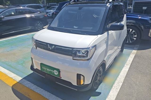 Used Wuling Hongguang MINIEV 2022 GAMEBOY 300km Enthusiast Model with Lithium Iron Phosphate