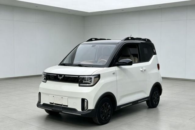 Used Wuling Hongguang MINIEV 2022 GAMEBOY 200km Gaming Edition with Lithium Iron Phosphate