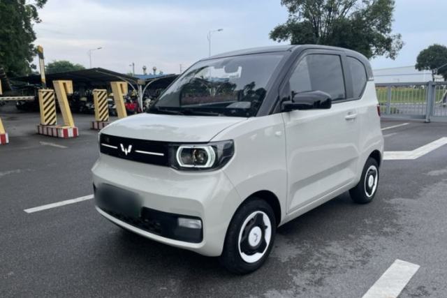 Used Wuling Hongguang MINIEV 2022 Macaron Premium Model – Lithium Iron Phosphate