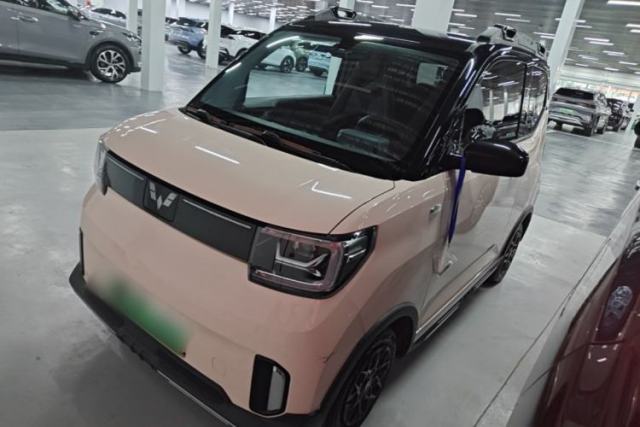 Ojetý Wuling Hongguang MINIEV 2022 GAMEBOY 200km Gaming Edition with Lithium Iron Phosphate
