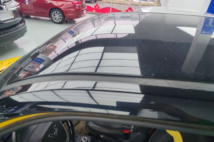 Used Wuling Hongguang MINIEV 2022 Macaron Premium Model – Lithium Iron Phosphate Driver Seat