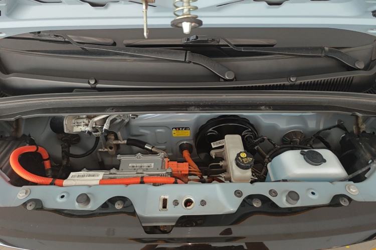 Used Wuling Hongguang MINIEV 2022 Zizai Version Lithium-NMC Engine Bay