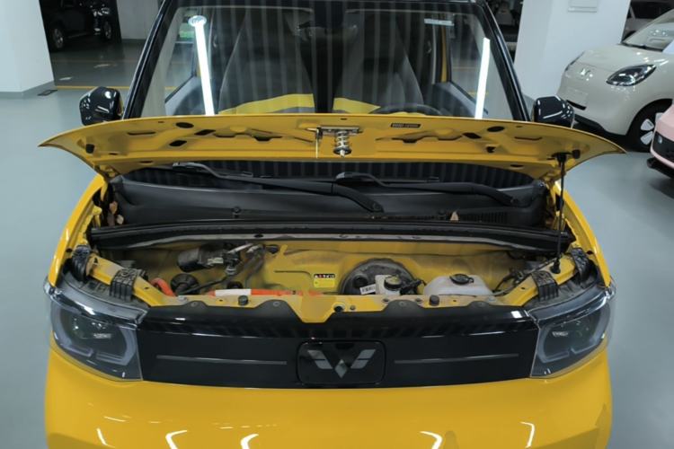 Used Wuling Hongguang MINIEV 2022 Macaron Premium Model – Lithium Iron Phosphate Engine Bay