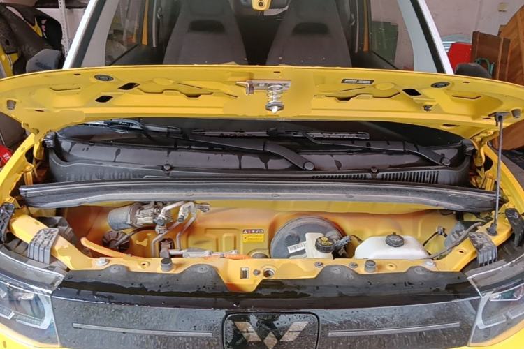 Used Wuling Hongguang MINIEV 2022 Macaron Premium Model – Lithium Iron Phosphate Engine Bay