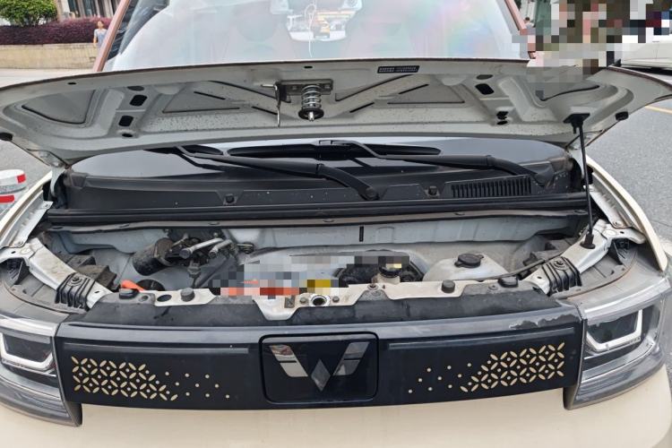 Used Wuling Hongguang MINIEV 2022 GAMEBOY 300km Enthusiast Model with Lithium Iron Phosphate Engine Bay