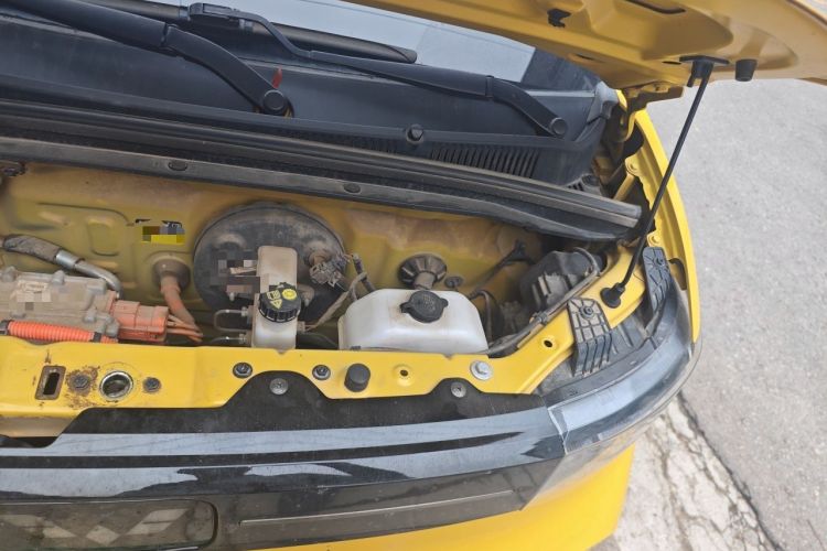 Used Wuling Hongguang MINIEV 2022 Macaron Premium Model – Lithium Iron Phosphate Engine Bay Left