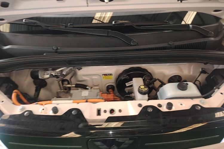 Used Wuling Hongguang MINIEV 2022 Macaron Premium Model – Lithium Iron Phosphate Engine Bay