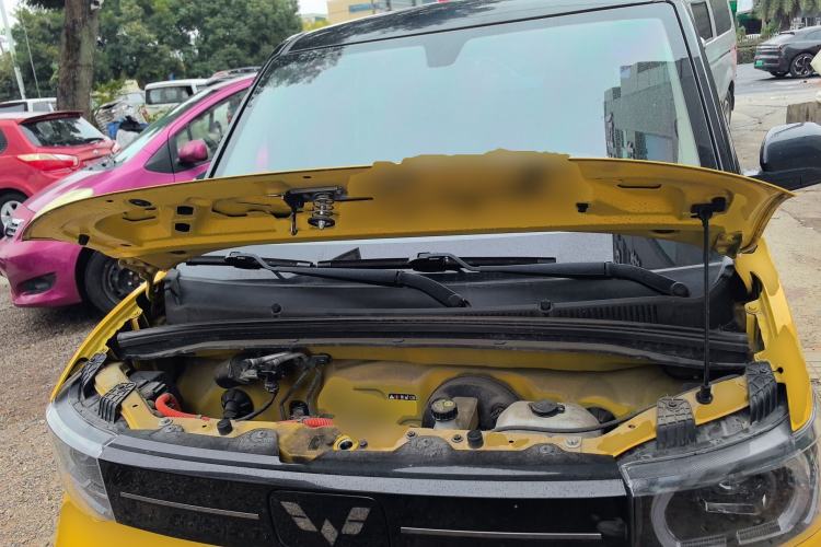 Used Wuling Hongguang MINIEV 2022 Macaron Premium Model – Lithium Iron Phosphate Engine Bay