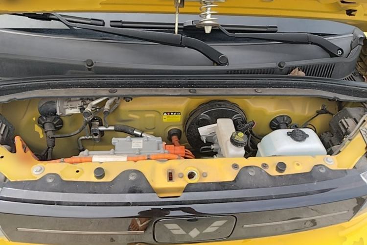 Used Wuling Hongguang MINIEV 2022 Macaron Premium Model – Lithium Iron Phosphate Engine Bay