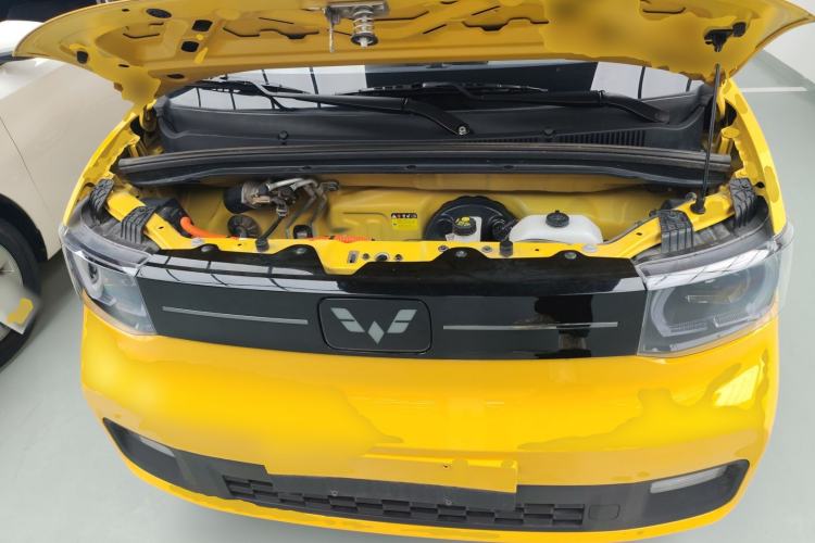 Used Wuling Hongguang MINIEV 2022 Macaron Premium Model – Lithium Iron Phosphate Engine Bay