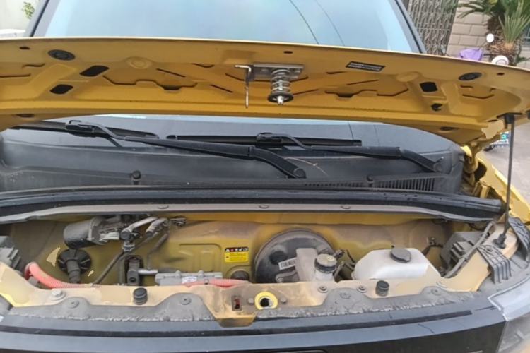 Used Wuling Hongguang MINIEV 2022 Macaron Premium Model – Lithium Iron Phosphate Engine Bay