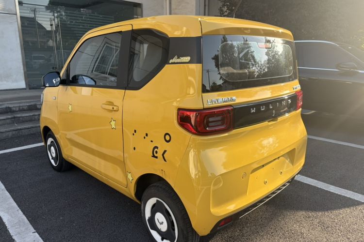 Used Wuling Hongguang MINIEV 2022 Macaron Fashion Edition Lithium-Nickel-Cobalt-Alpha-oxide Exterior 1