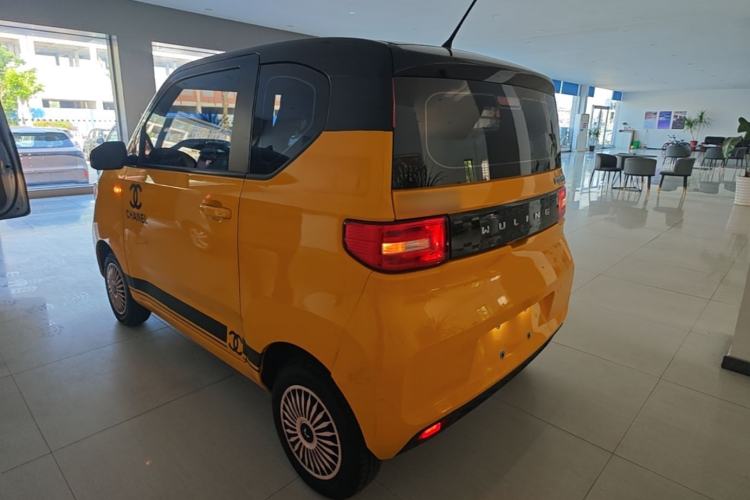 Used Wuling Hongguang MINIEV 2022 Zizai Version Lithium-NMC Exterior 2