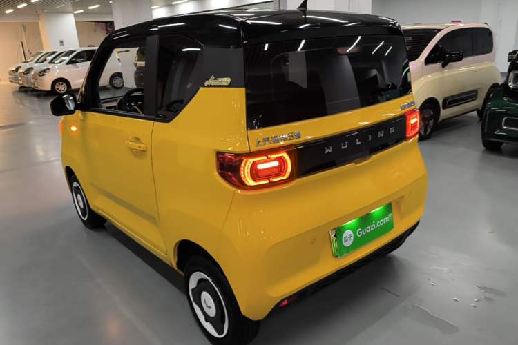 Used Wuling Hongguang MINIEV 2022 Macaron Premium Model – Lithium Iron Phosphate Exterior 2