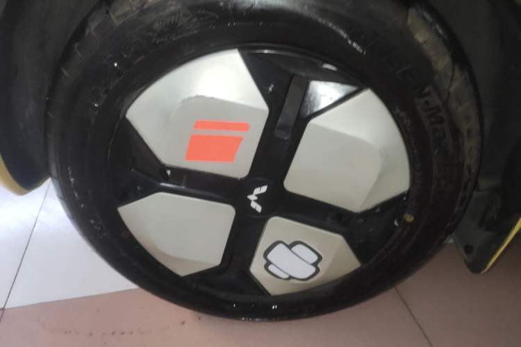 Used Wuling Hongguang MINIEV 2022 Macaron Premium Model – Lithium Ternary Battery Exterior 4