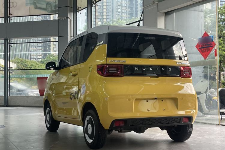 Used Wuling Hongguang MINIEV 2022 Macaron Fashion Model Lithium Iron Phosphate Exterior 4