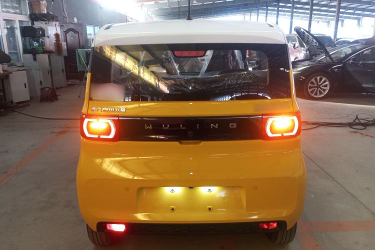 Used Wuling Hongguang MINIEV 2022 Macaron Premium Model – Lithium Iron Phosphate Exterior 4