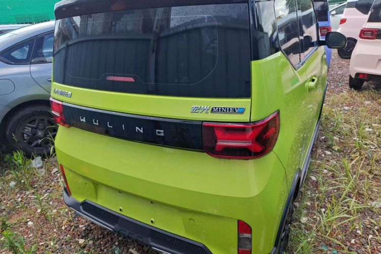 Used Wuling Hongguang MINIEV 2022 GAMEBOY 200km Gaming Edition with Lithium Iron Phosphate Exterior 5