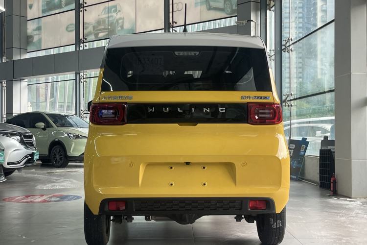 Used Wuling Hongguang MINIEV 2022 Macaron Fashion Model Lithium Iron Phosphate Exterior 5